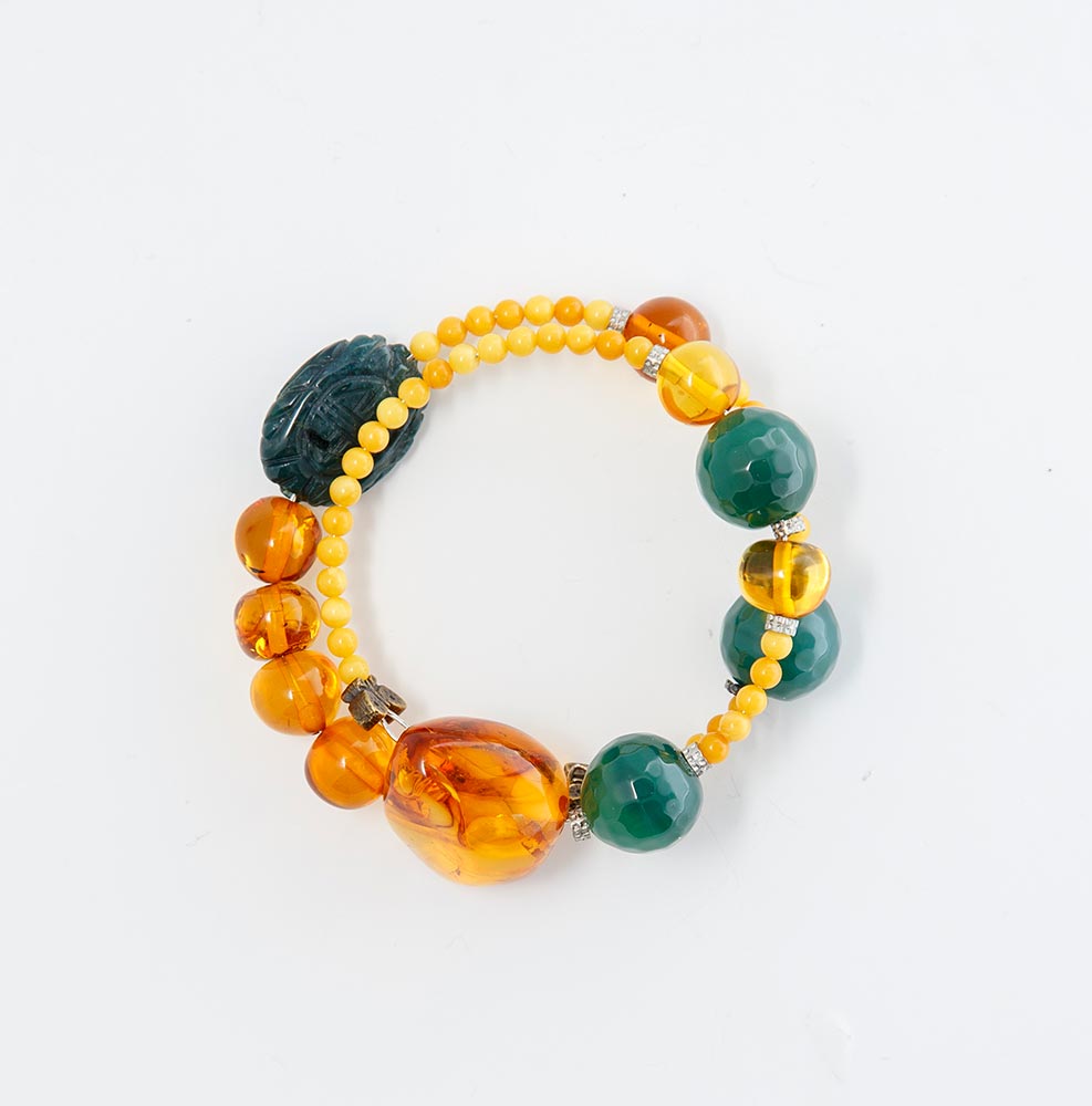 Bracelet made of genuine amber from Baltic sea - cut by hand,  Green Agate and Tin.