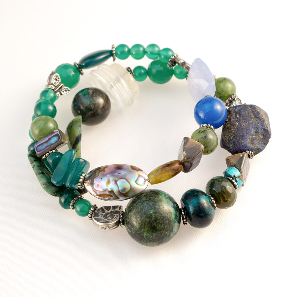 Bracelet made of jade,lapis lazuli, blue agate, dendrite(moss agate), white quartz, Pacific shell, chalcedony and silver.