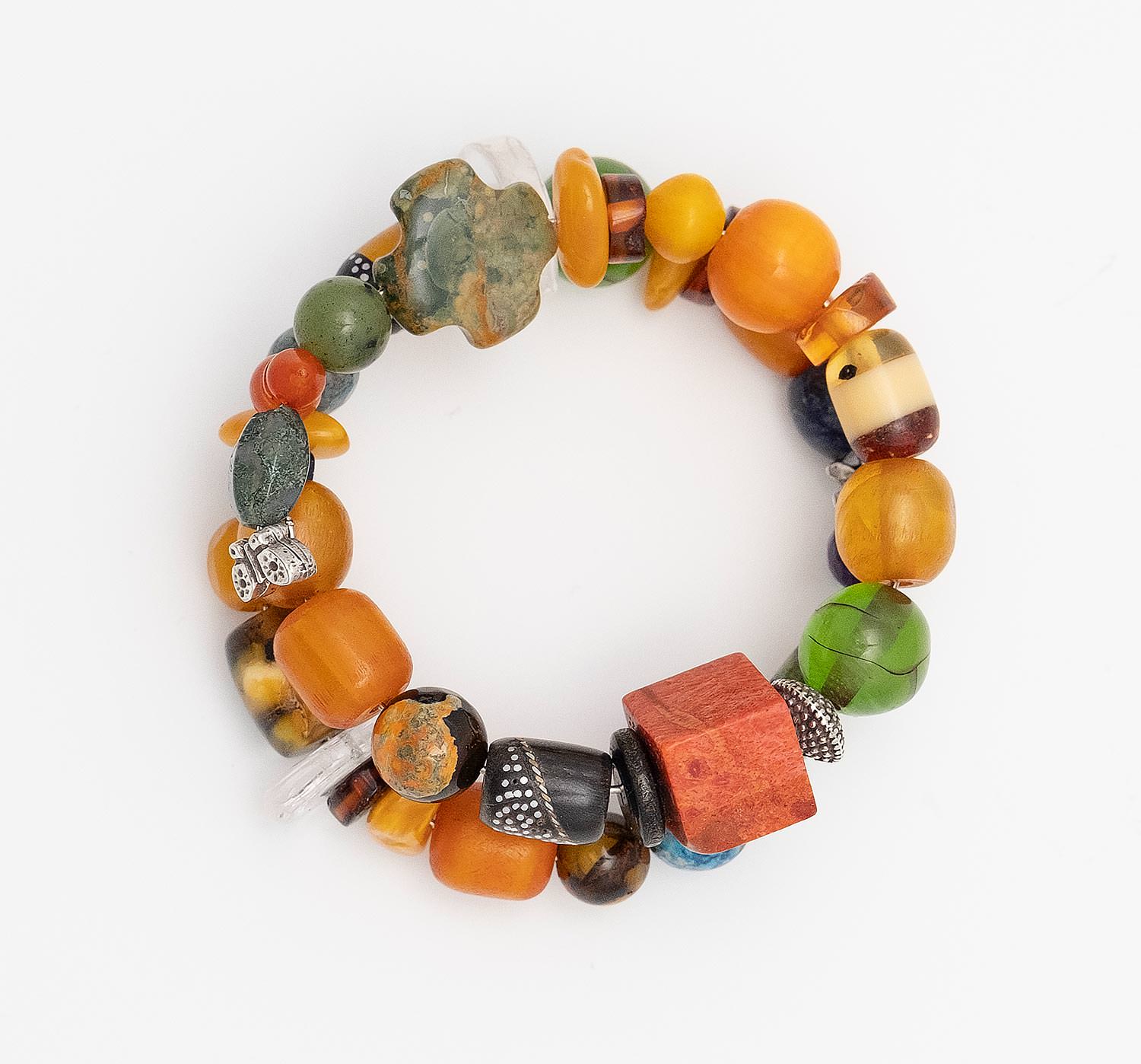 Bracelets made of old Artificial Resin Mixtures
